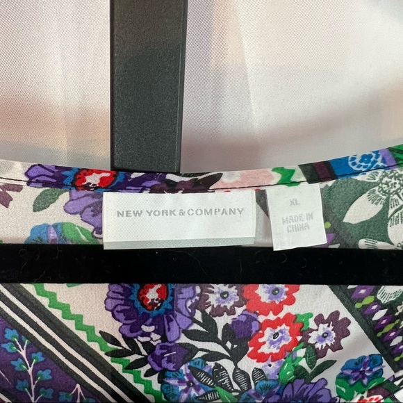 New York & Company Floral Print Cold Shoulder Blouse, size XL - Picture 2 of 7